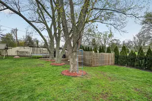 22W630 Armitage Ave, Glen Ellyn, IL 60137 - Photo 47