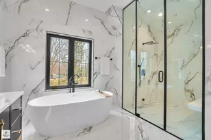 390 Forest Edge Dr, Glencoe, IL 60022 - Photo 23