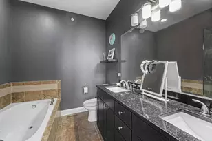 922 Warren Ave, Downers Grove, IL 60515 - Photo 15
