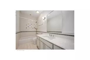 2714 N Greenview Ave, Chicago, IL 60614 - Photo 31