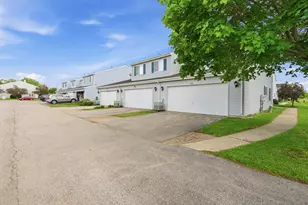 1920 Mayan Ct, Joliet, IL 60435 - Photo 21