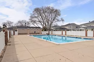 1220 Cove Dr, Prospect Heights, IL 60070 - Photo 23