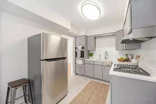 8425 W Carol St, Niles, IL 60714 - Photo 5