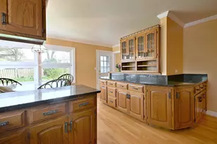 5425 Howard Ave, Western Springs, IL 60558 - Photo 9