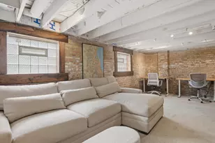 1958 W George St, Chicago, IL 60657 - Photo 17
