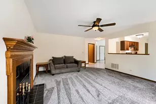 12440 S Bobwhite Ln, Plainfield, IL 60585 - Photo 7