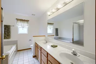 12440 S Bobwhite Ln, Plainfield, IL 60585 - Photo 17
