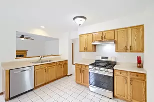 12440 S Bobwhite Ln, Plainfield, IL 60585 - Photo 11