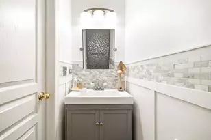 9 Lilac Ct, Bolingbrook, IL 60490 - Photo 17