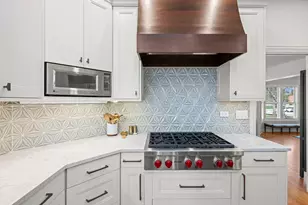 831 S Dryden Pl, Arlington Heights, IL 60005 - Photo 9