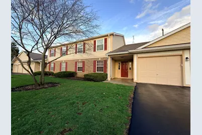 400 Woodview Circle #A, Elgin, IL 60120 - Photo 1