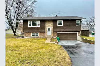 25640 W Glade Drive, Lake Villa, IL 60046 - Photo 1