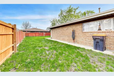 1310 Beverly Lane, Streamwood, IL 60107 - Photo 23