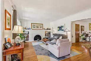 801 Hinman Ave, Evanston, IL 60202 - Photo 5