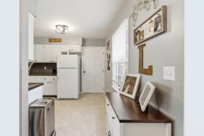 1810 W Chestnut Street, Marion, IL 62959 - Photo 11