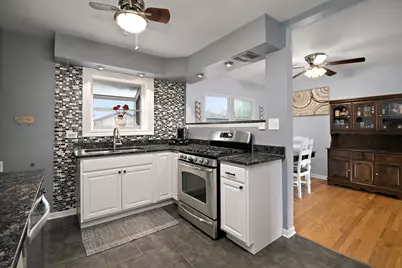 514 Fitch Road, Chicago Heights, IL 60411 - Photo 7