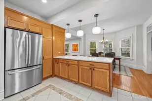 1028 S 4th St, Saint Charles, IL 60174 - Photo 17
