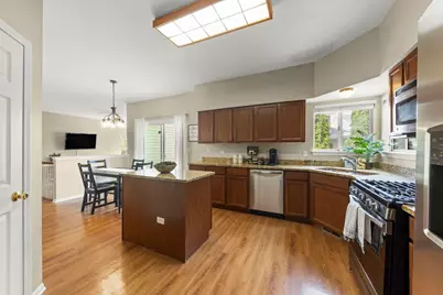 1240 Sandpiper Court, Grayslake, IL 60030 - Photo 11