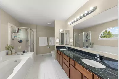 1240 Sandpiper Court, Grayslake, IL 60030 - Photo 17