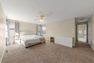 1240 Sandpiper Ct, Grayslake, IL 60030 - Photo 15
