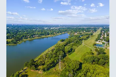 2143 E Peachtree Lane, Arlington Heights, IL 60004 - Photo 29