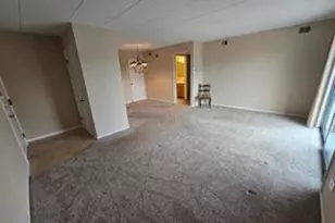 10800 Kilpatrick Ave, Oak Lawn, IL 60453 - Photo 3