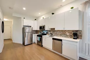 2637 W Crystal St, Chicago, IL 60622 - Photo 11