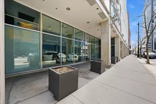 611 S Wells St, Chicago, IL 60607 - Photo 3