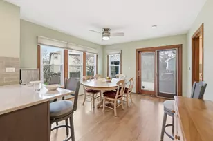 1846 Baltimore Dr, Elk Grove Village, IL 60007 - Photo 11
