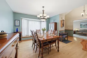 1846 Baltimore Dr, Elk Grove Village, IL 60007 - Photo 13