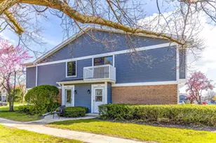 494 Tyler Ct, Vernon Hills, IL 60061 - Photo 3
