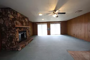 704 Lincolnwood Dr, Streamwood, IL 60107 - Photo 15