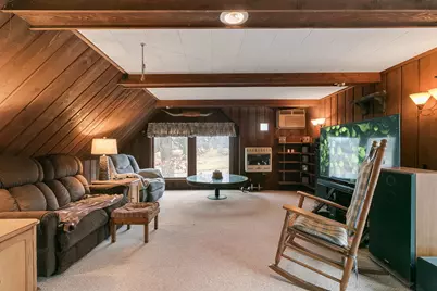 9215 S 83rd Avenue, Hickory Hills, IL 60457 - Photo 11