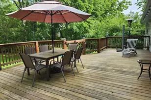 9215 S 83rd Ave, Hickory Hills, IL 60457 - Photo 17