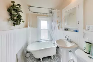7006 W Jarvis Ave, Niles, IL 60714 - Photo 13