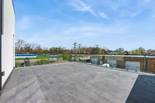 8735 Narragansett Ave, Morton Grove, IL 60053 - Photo 23