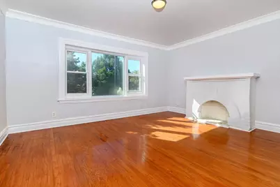 646 W 35th Street, Chicago, IL 60616 - Photo 9