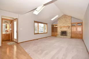 1263 Harleyford Rd, Woodridge, IL 60517 - Photo 9