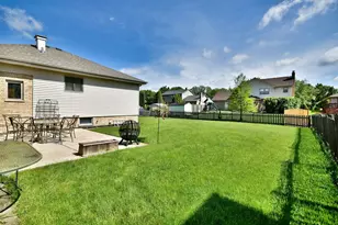 1263 Harleyford Rd, Woodridge, IL 60517 - Photo 23