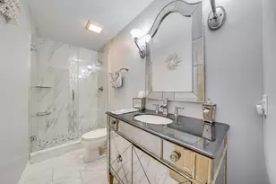 254 Bunting Ln, Bloomingdale, IL 60108 - Photo 11