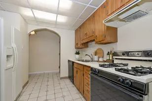 9520 S Mayfield Ave, Oak Lawn, IL 60453 - Photo 9