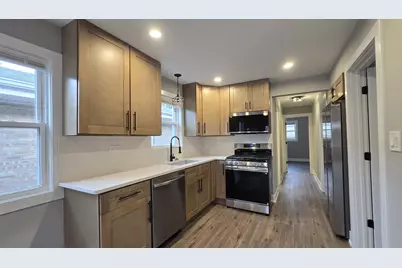 237 W 117th Street, Chicago, IL 60628 - Photo 5