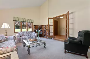 4759 Crest Ct, Waukegan, IL 60087 - Photo 3