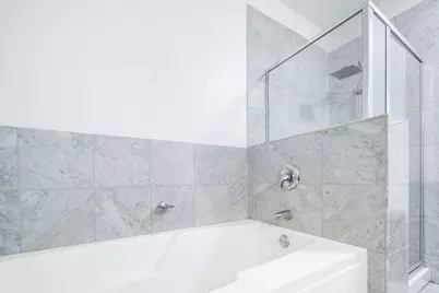 201 N Westshore Drive #801, Chicago, IL 60601 - Photo 21