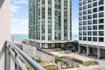 201 N Westshore Drive #801, Chicago, IL 60601 - Photo 7