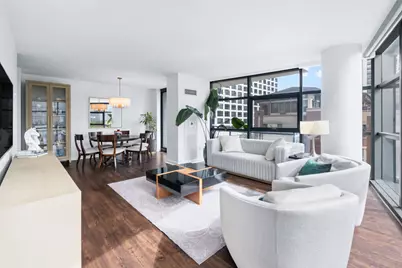 201 N Westshore Drive #801, Chicago, IL 60601 - Photo 3