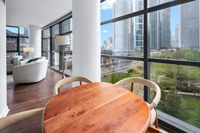 201 N Westshore Drive #801, Chicago, IL 60601 - Photo 11