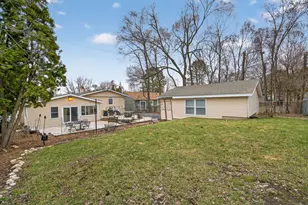 314 Plum St, Lake in the Hills, IL 60156 - Photo 31