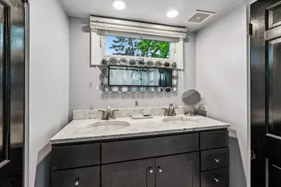3300 Overland Pass, Northbrook, IL 60062 - Photo 25