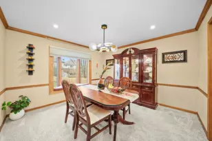 18 Newgate Ave, Naperville, IL 60565 - Photo 5